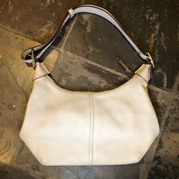 Coach Handbags - Coach White Leather Authentic Purse/Handbag